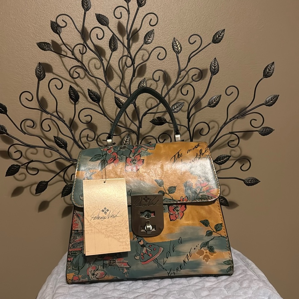 NWT Patricia Nash Beautiful Girl Chauny Collection 2-Way Bag - Picture 2 of 12